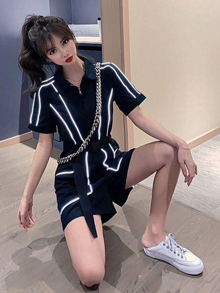 Moodne naiste kleit helkurpaelte ja vööga