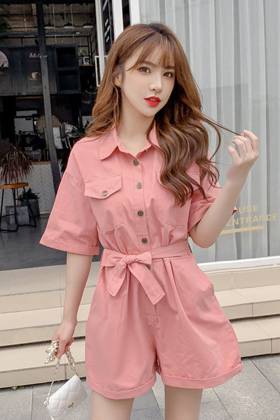 Naiste vabaaja kombinesoon vöö ja nööpidega