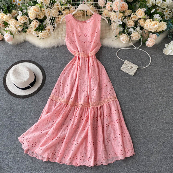 Μακρύ γυναικείο φόρεμα με οβάλ λαιμόκοψη και φερμουάρ