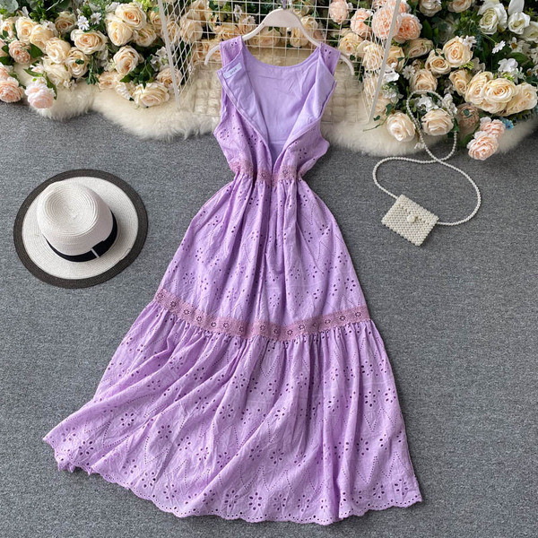 Μακρύ γυναικείο φόρεμα με οβάλ λαιμόκοψη και φερμουάρ