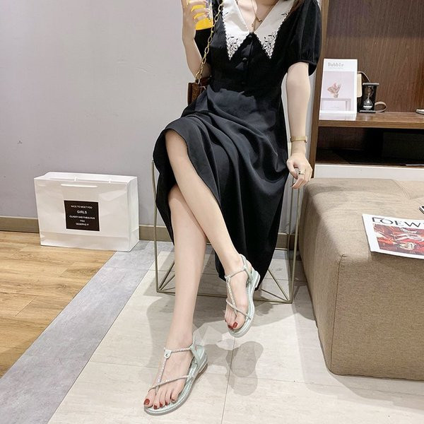 Sandale de dama cu talpa plate si bretele cu pietre