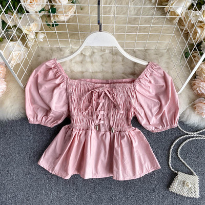 Bluză de damă modernă, cu cravate și mâneci