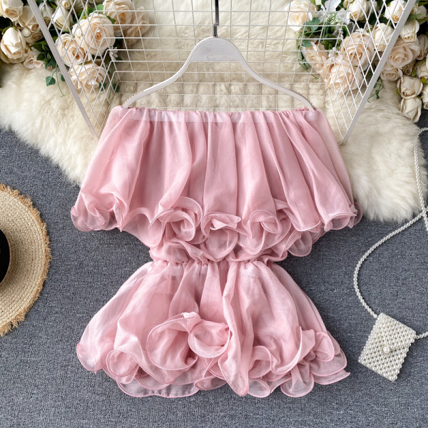 Moodne tülli ja allakäinud varrukatega naiste särk