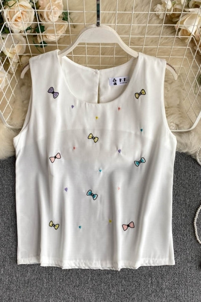 Top de damă din șifon cu broderie