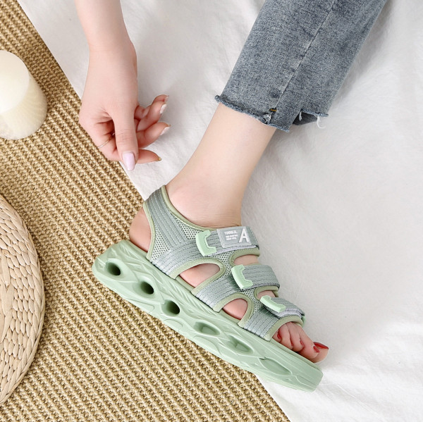 Sandale de damă sport și casual cu talpă înaltă și petice cu velcro