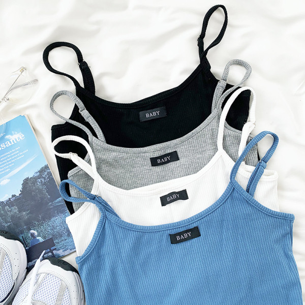 Naiste igapäevane ümmargune kaelus ja õhukesed rihmad