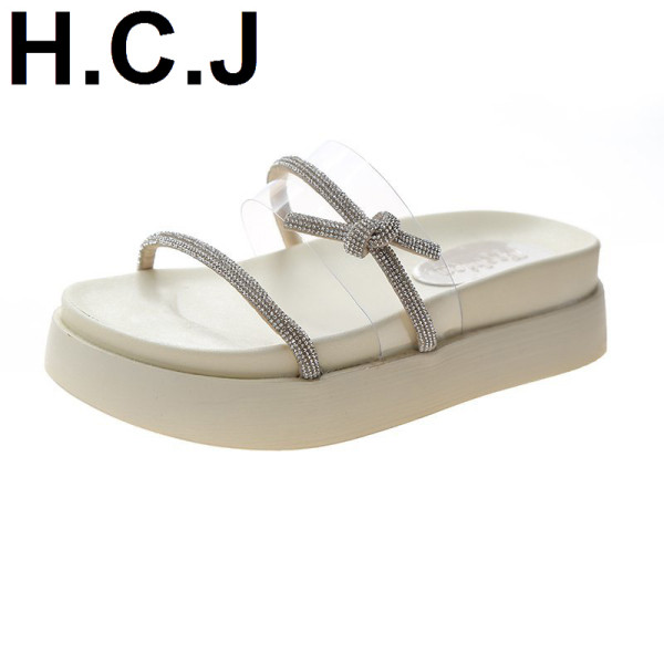 Sieviešu čības ar augstām zolēm un silikona siksniņu