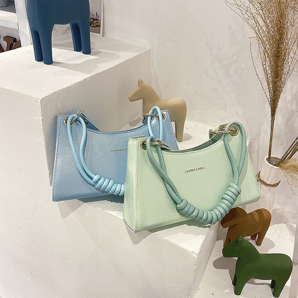 Stiilne naistekott ökonahast tavalisest mudelist