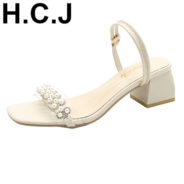 Sandale de damă cu toc pătrat jos și element perlat