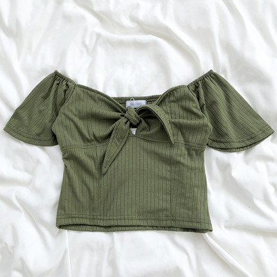 Κοντό γυναικείο μπλουζάκι με κορδόνια