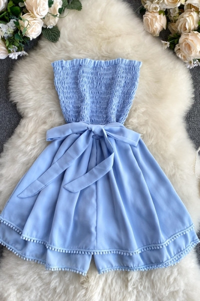 Salopetă de damă modernă cu curea