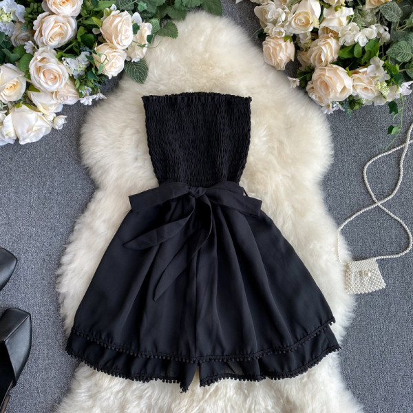 Salopetă de damă modernă cu curea