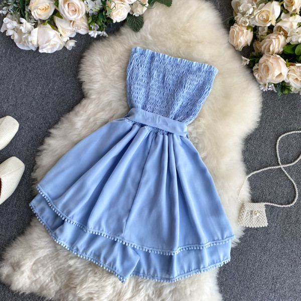 Salopetă de damă modernă cu curea