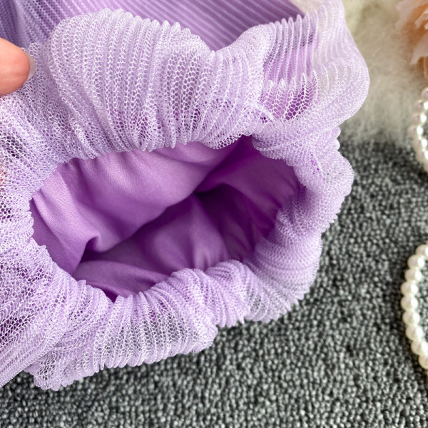 Moodne naiste alandatud varrukatega pluus tülliga