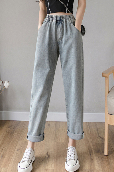 Sieviešu plati džinsi ar elastīgu jostasvietu