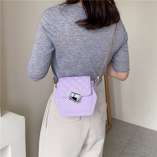 Stiilne pandla ja pika sangaga naistekott