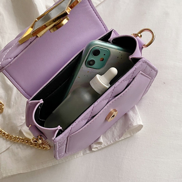 Stiilne pandla ja pika sangaga naistekott