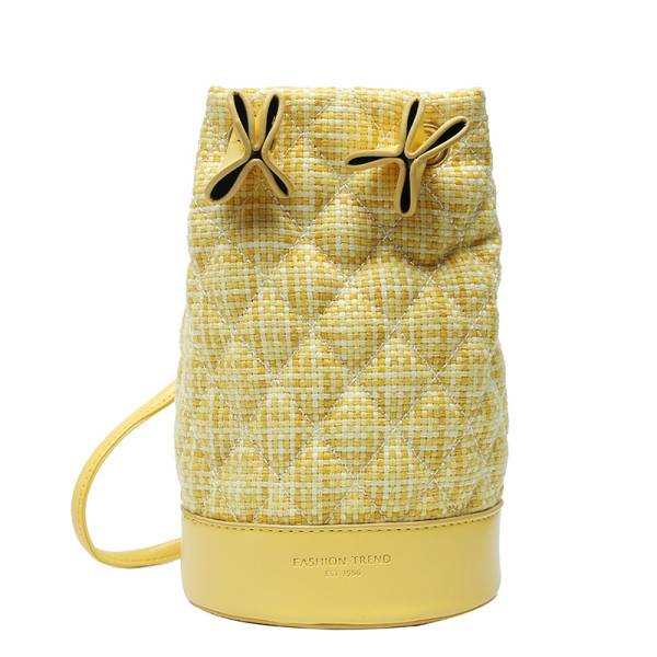 Γυναικεία κομψή τσάντα με μακριά λεπτή λαβή