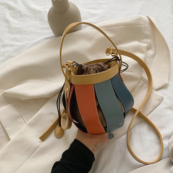 Stiilne paeltega ökonahast naistekott