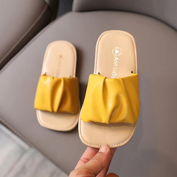 Καθημερινές παιδικές παντόφλες για παιδιά