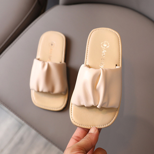 Καθημερινές παιδικές παντόφλες για παιδιά