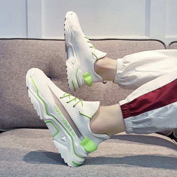 Tīkla vīriešu kedas ar raupju zoli