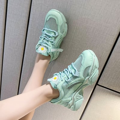 Adidasi moderni de dama cu talpa aspra si plasa