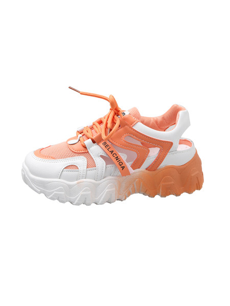 Aktuālās sieviešu kedas ar augstām zolēm un sietu