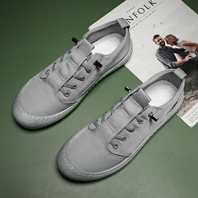 Ανδρικά αθλητικά παπούτσια με κεντήματα