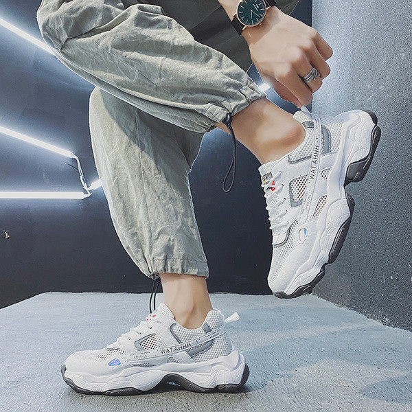 Adidași bărbați din plasă cu talpă înaltă și inscripții