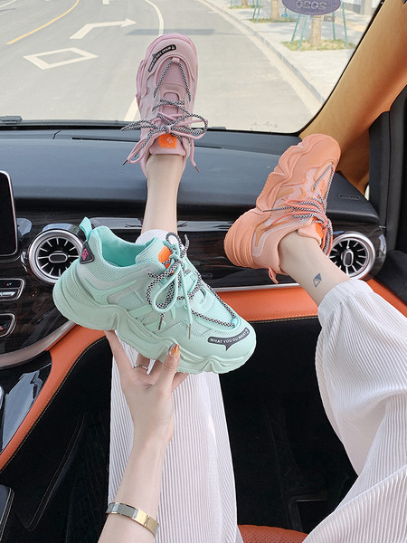 Νέο μοντέλο γυναικεία αθλητικά παπούτσια με χρωματιστά κορδόνια