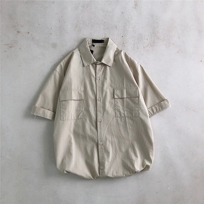Cămașă pentru bărbați cu mâneci scurte și buzunare