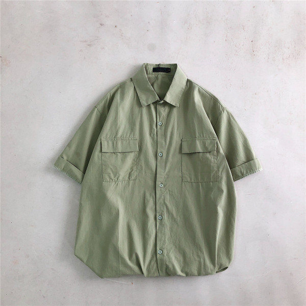 Cămașă pentru bărbați cu mâneci scurte și buzunare