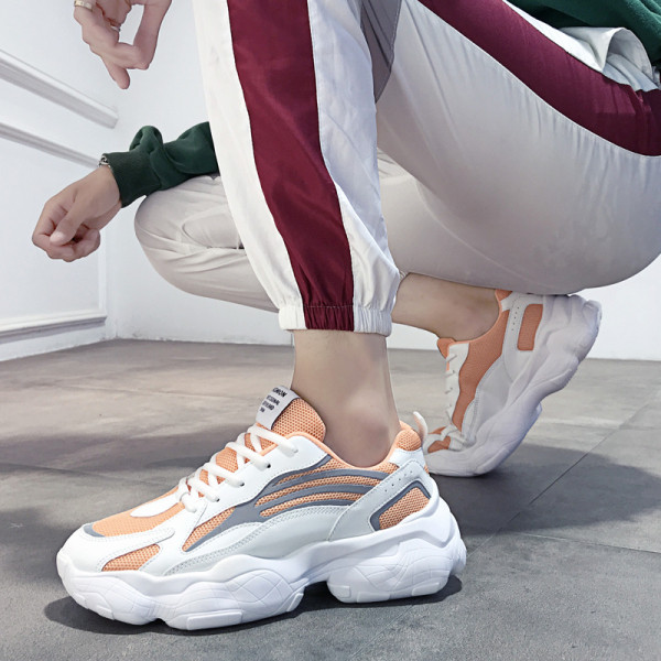 Kõrge talla ja värvilise võrguga vabaaja meeste tossud