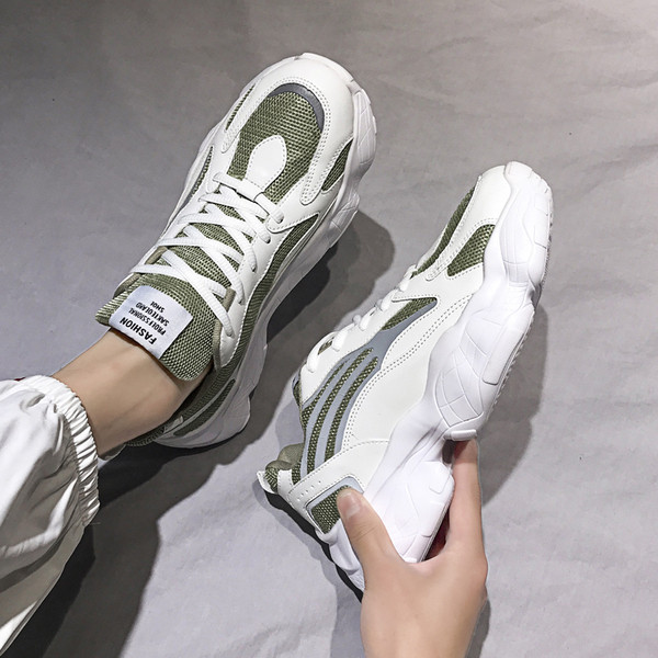 Kõrge talla ja värvilise võrguga vabaaja meeste tossud