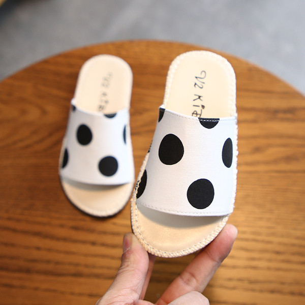 Casual παιδικές παντόφλες πουά για κορίτσια