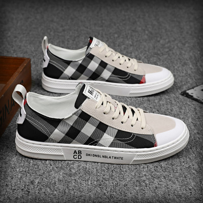 Ανδρικά μοντέρνα αθλητικά παπούτσια