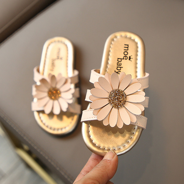 Bērnu čības ar 3D elementiem meitenēm