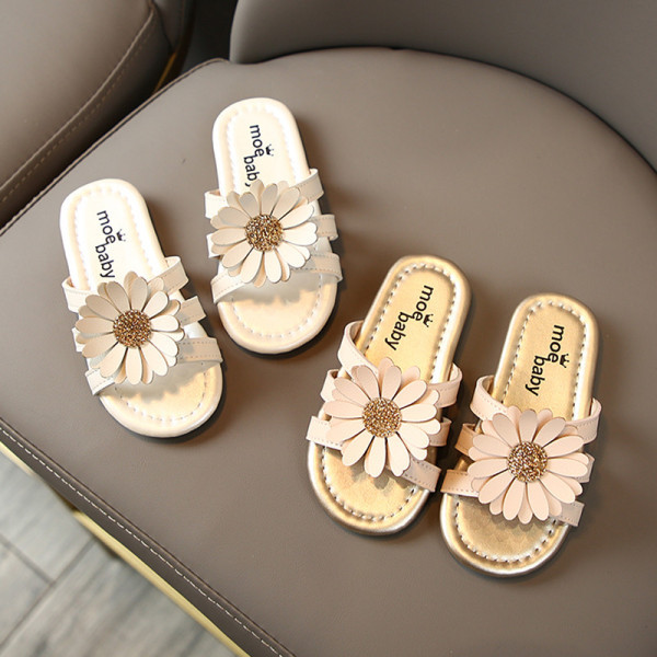 Bērnu čības ar 3D elementiem meitenēm