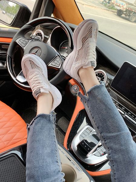 Női alkalmi tornacipő hálóval