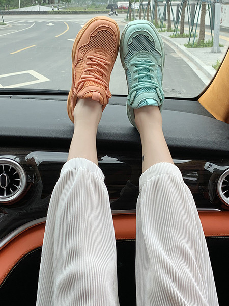 Tavaszi-őszi női tornacipő hálóval