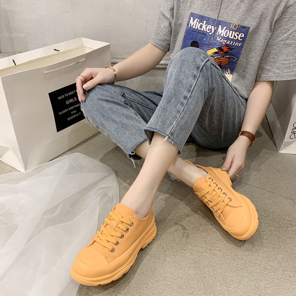 Casual γυναικεία αθλητικά παπούτσια - κλασικό μοντέλο