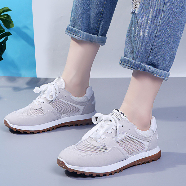 Naiste seemisnahast ja võrgust tossud