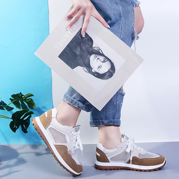 Naiste seemisnahast ja võrgust tossud