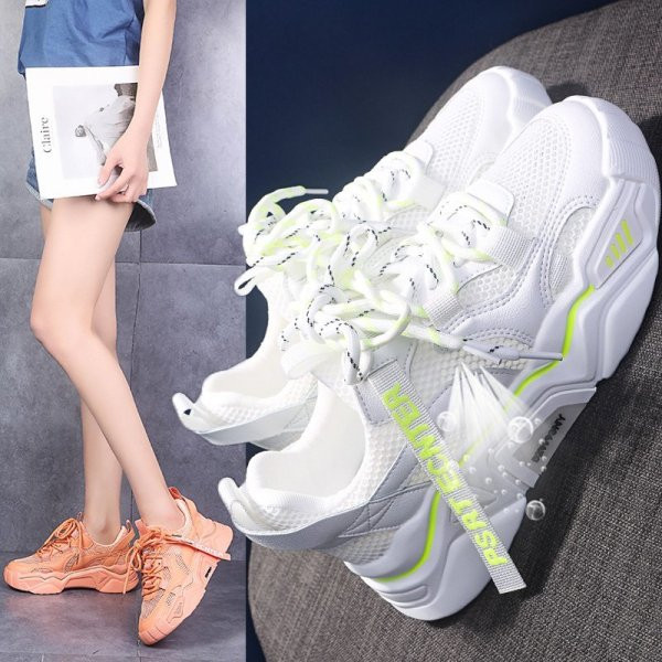 Αθλητικά και καθημερινά γυναικεία αθλητικά παπούτσια