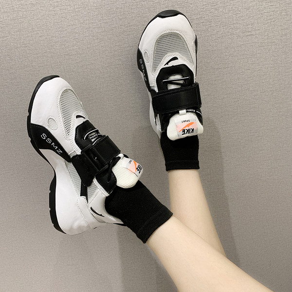 Adidași sport de damă din material respirabil cu velcro