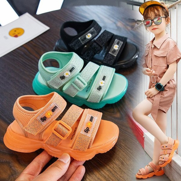 Vabaajalised pandlaga laste sandaalid tüdrukutele