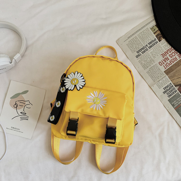 Naiste vabaaja seljakott esitasku ja tikandiga