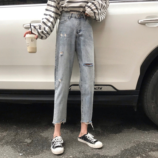 Blugi de dama model drept cu talie inalta si motive rupte