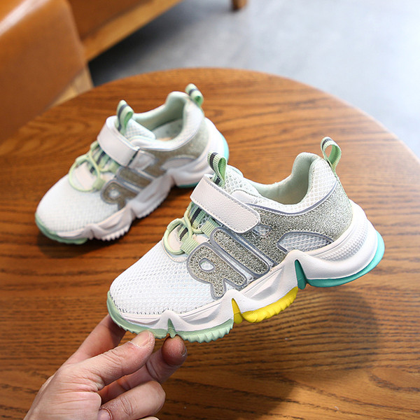 Adidași casual pentru copii cu inscripție și autocolante pentru fete